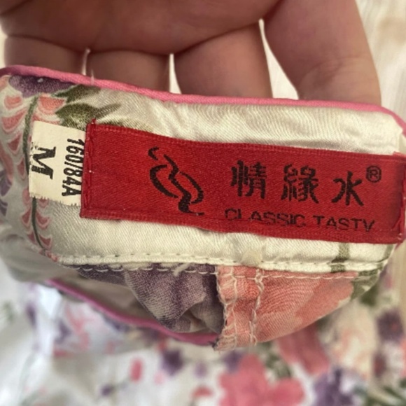 Silk vintage floral night gown - Picture 3 of 5